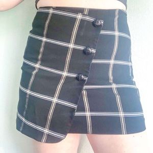 black plaid urban outfitters skirt!